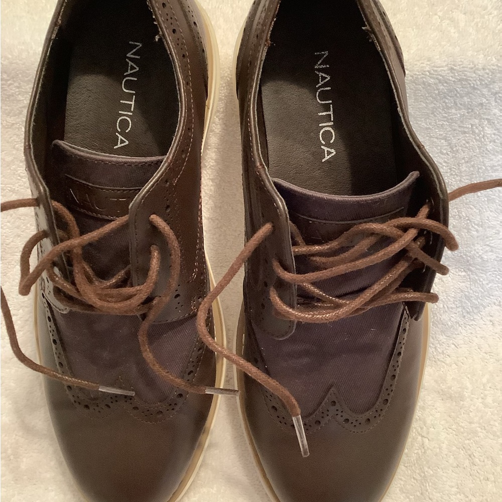 MINT NAUTICA BROWN WINGDECK OXFORD MENS’S 7.5